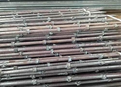 石阡隧道钢花管